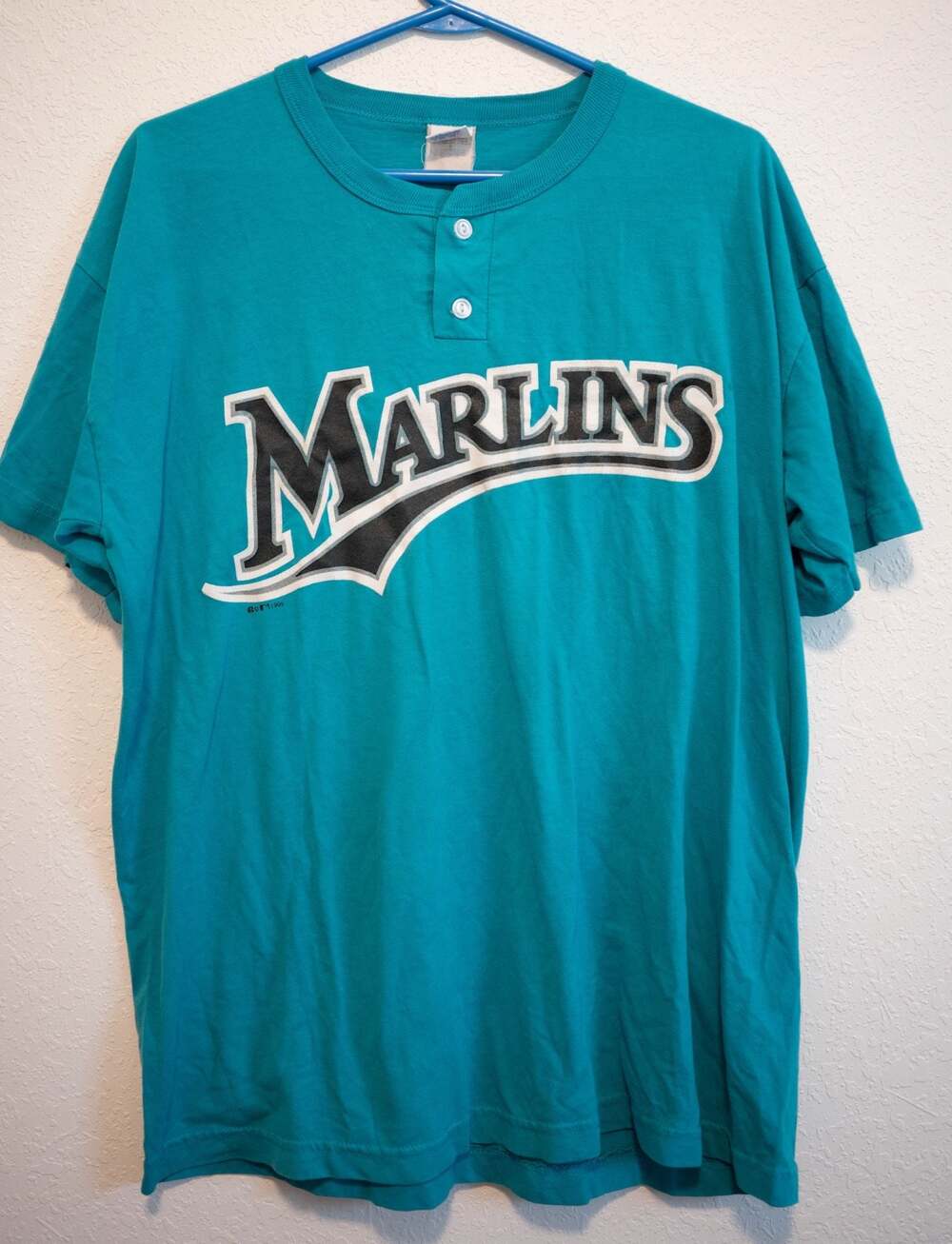 Vintage 1999 Russell Athletic Florida Marlins MLB Henley T-Shirt with Number 5